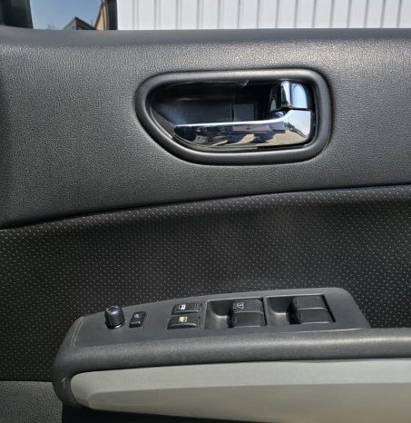 
								2012 Nissan X-Trail full									