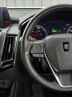 
										Toyota Crown 2018 full									