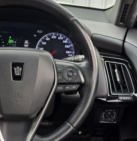 
								Toyota Crown 2018 full									