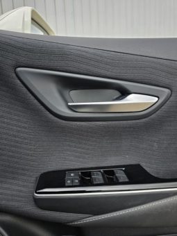 
										Toyota Crown 2018 full									