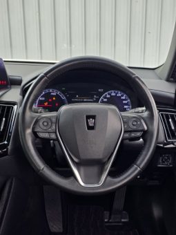 
										Toyota Crown 2018 full									