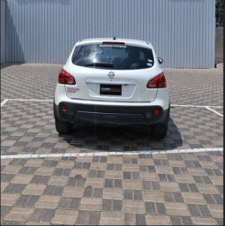 
										2012 Nissan Dualis full									