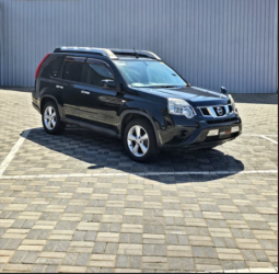 
										2012 Nissan X-Trail full									