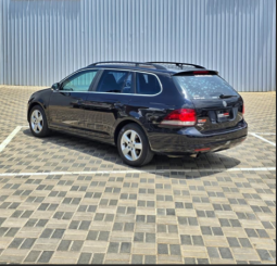 
										2012 Volkswagen Golf full									