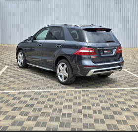 Mercedes Benz ML350 2015