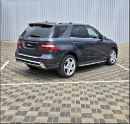 
										Mercedes Benz ML350 2015 full									