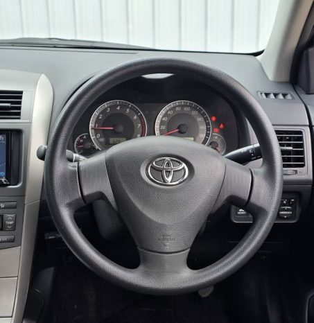 
								2012 Toyota Corolla Fielder full									