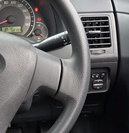 
								2012 Toyota Corolla Fielder full									