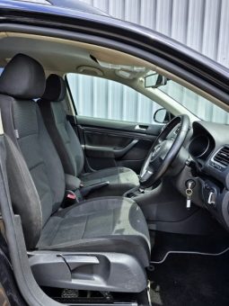 
										2012 Volkswagen Golf full									