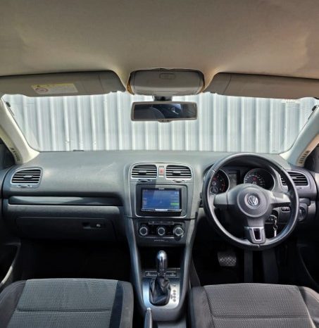
								2012 Volkswagen Golf full									