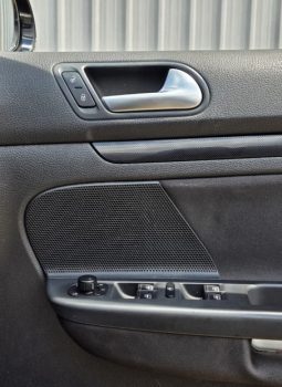 
										2012 Volkswagen Golf full									