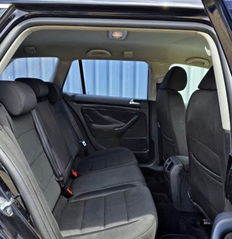 
								2012 Volkswagen Golf full									