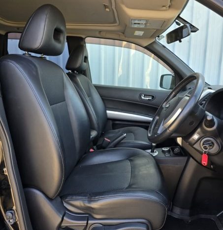 
								2012 Nissan X-Trail full									