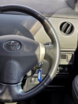 
										Toyota Sienta 2012 full									