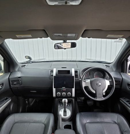 
								Nissan X-Trail 2012 full									