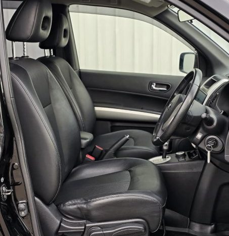 
								Nissan X-Trail 2012 full									