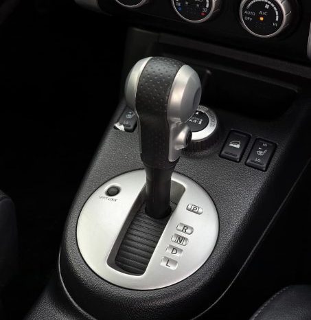 
								Nissan X-Trail 2012 full									