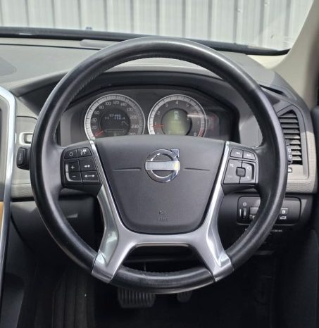 
								2012 Volvo XC60 full									