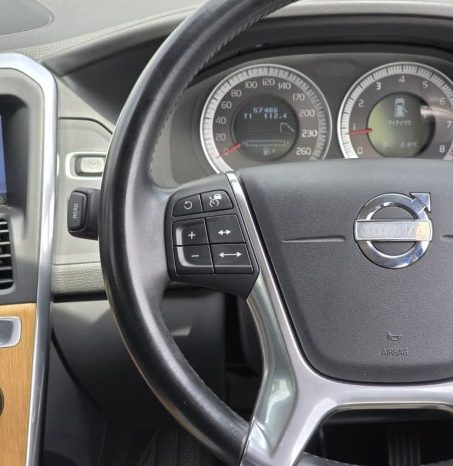 
								2012 Volvo XC60 full									