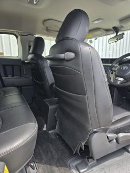
										2012 Toyota FJ Cruiser full									