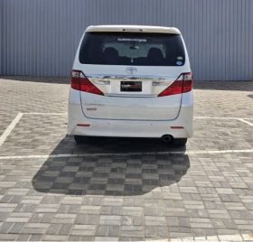 2012 Toyota Alphard