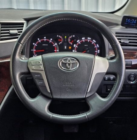 
								2012 Toyota Alphard full									