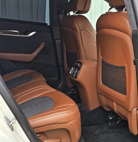 
								2018 Maserati Levante full									