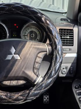 2011 Mitsubishi Pajero