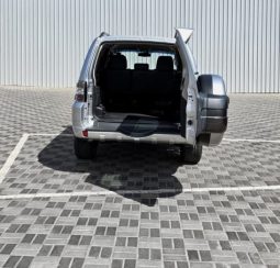 2011 Mitsubishi Pajero