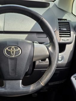 
										2010 Toyota Noah full									