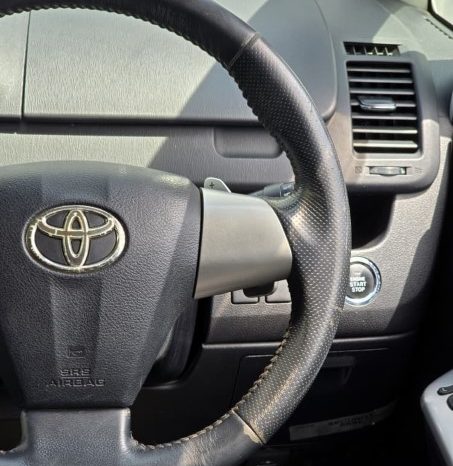 
								2010 Toyota Noah full									