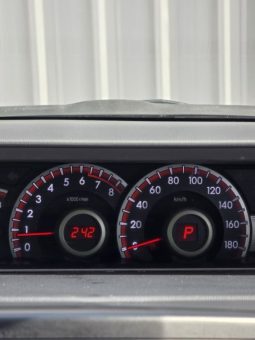 
										2010 Toyota Noah full									