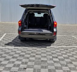 2012 Toyota Land Cruiser V8