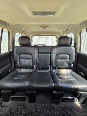 2012 Toyota Land Cruiser V8