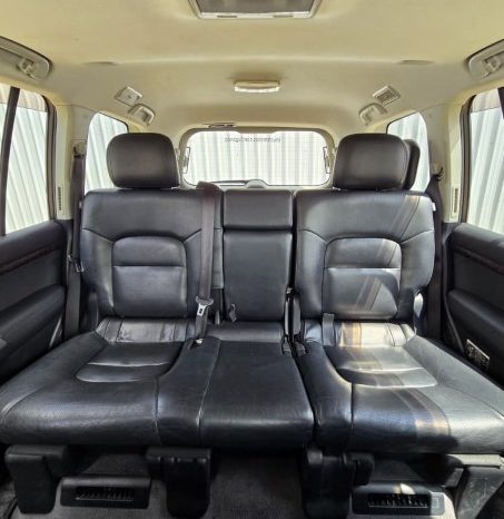 
								2012 Toyota Land Cruiser V8 full									