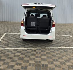 
										Toyota Alphard 2012 full									