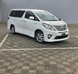 Toyota Alphard 2012