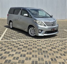 Toyota Alphard 2012