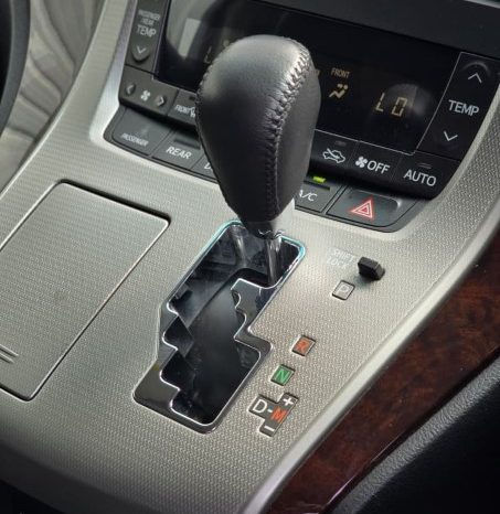 
								Toyota Alphard 2012 full									