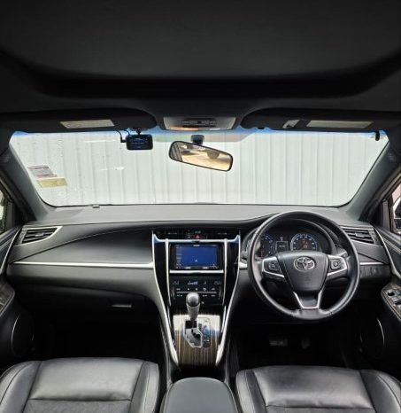 
								Toyota Harrier 2016 full									