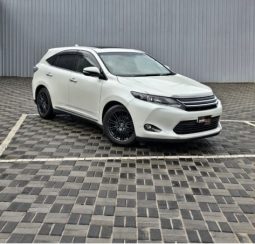 Toyota Harrier 2016