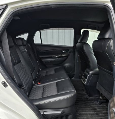 
								Toyota Harrier 2016 full									