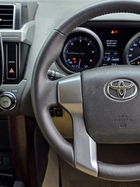 Toyota Land Cruiser Prado 2017